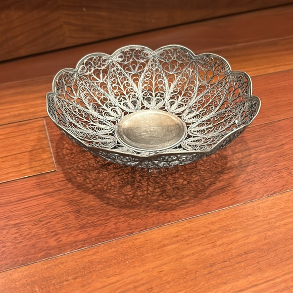 Vintage Silver Filigree candy dish Bowl - Picture 2 of 7